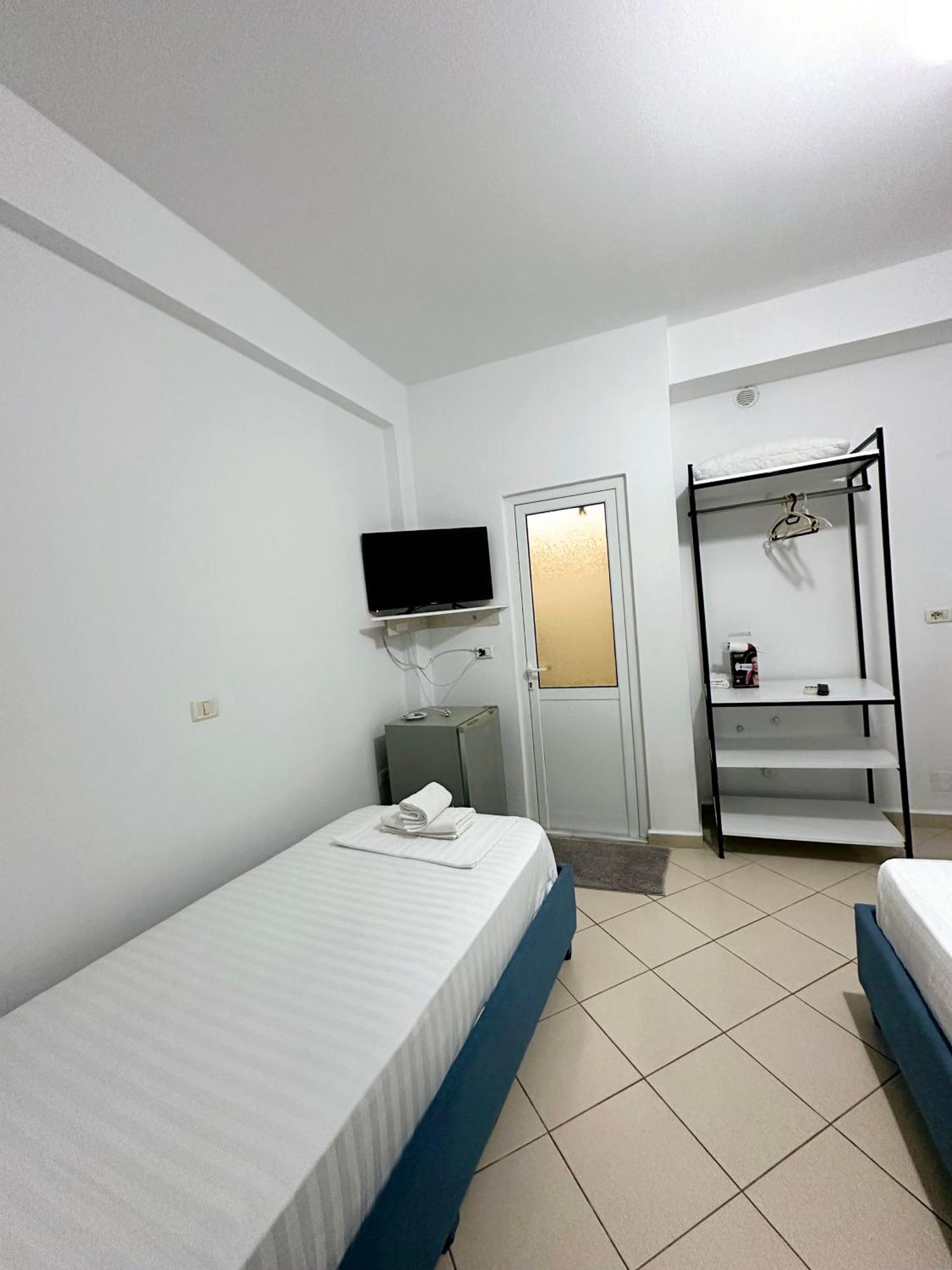 Lengu Holidays Houses Sarandë Quarto foto